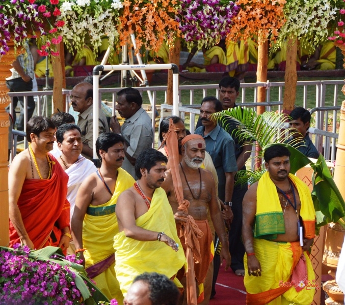 yagam-1-14-1450865219.jpg