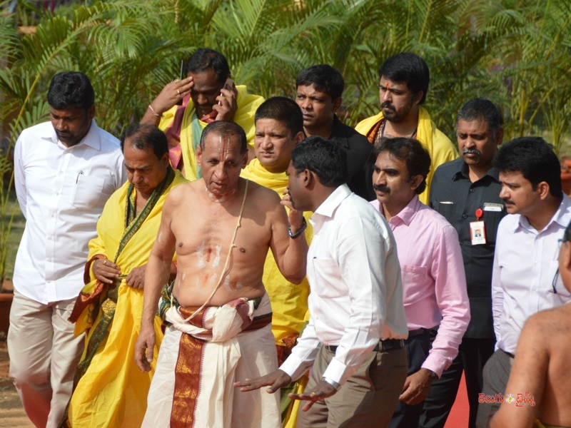 yagam-1-5-1450865219.jpg