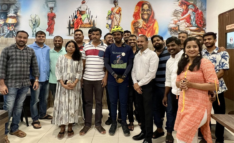youtuber-ranjith-kumar-who-left-for-australia-from-india-4.jpg