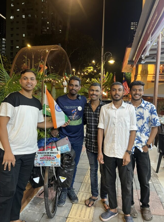 youtuber-ranjith-kumar-who-left-for-australia-from-india-7.jpg