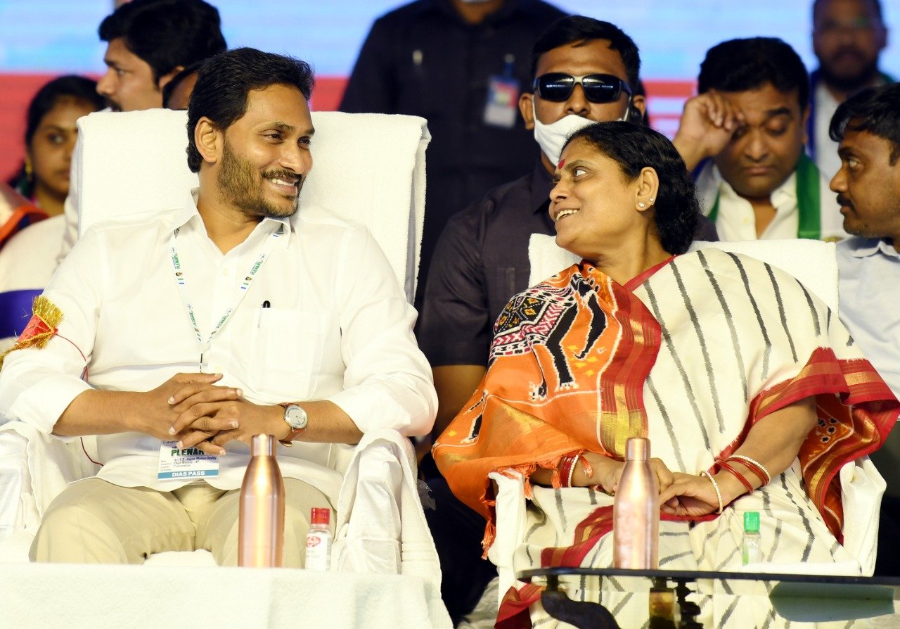ysrcp-plenary-meeting-2022-day-2-7.jpg