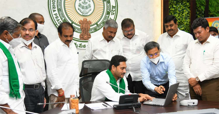 ysrjk4.jpg
