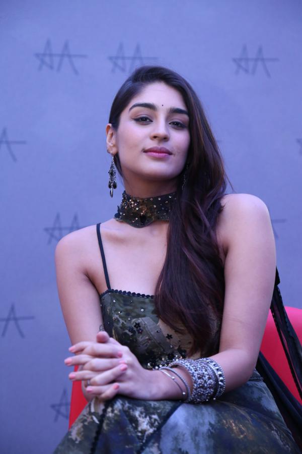 yukti-thareja-stills-2-10.jpg