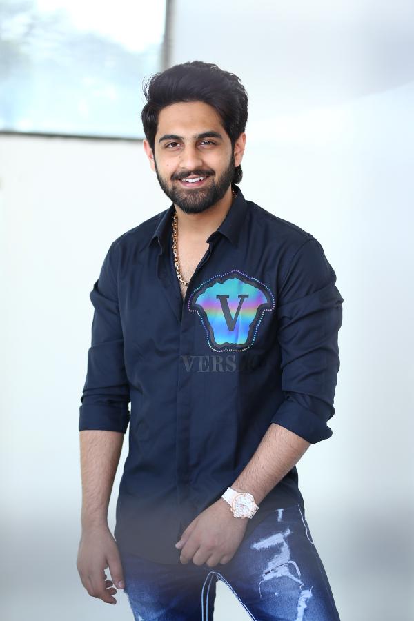 zaid-khan-stills-4.jpg