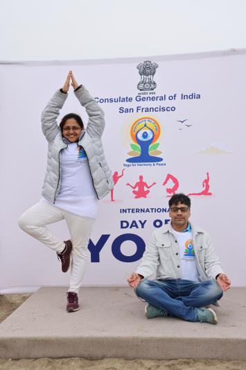 10th-international-day-of-yoga-celebration-in-san-francisco-3.jpg