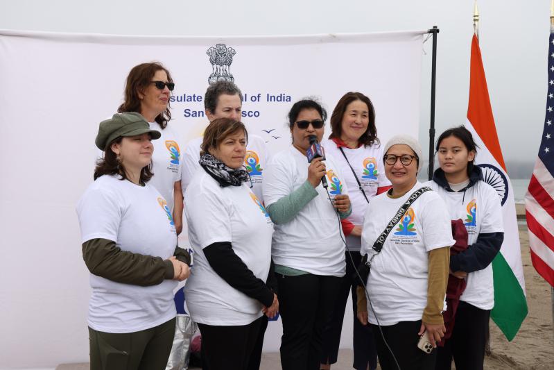 10th-international-day-of-yoga-celebration-in-san-francisco-7.jpg