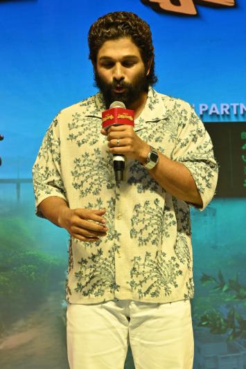 allu-arjun-stills-6-22.jpg