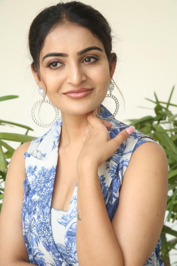 ananya-nagalla-stills-6-16.jpg