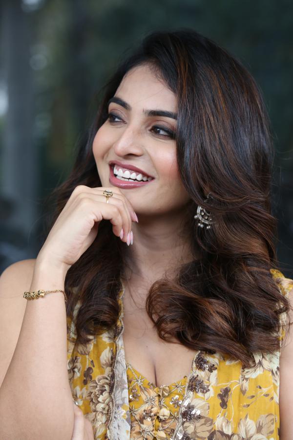 ananya-nagalla-stills-8-18.jpg