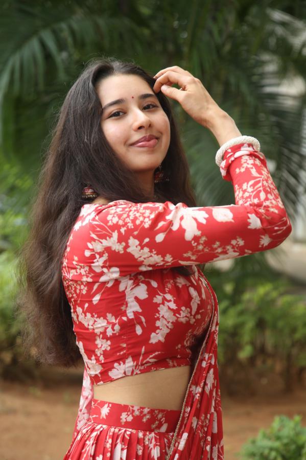 ananya-stills-2-11.jpg