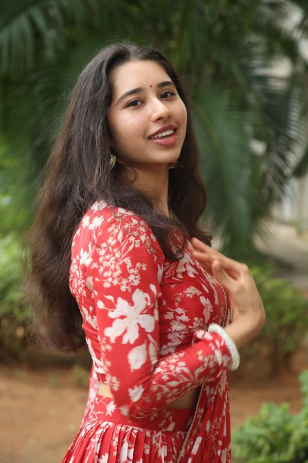 ananya-stills-2-13.jpg