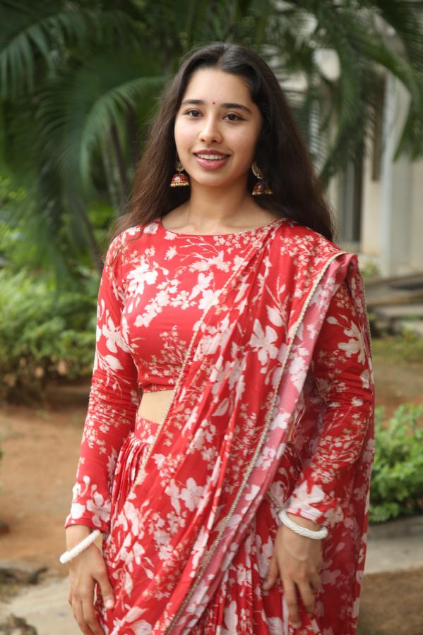 ananya-stills-2-14.jpg