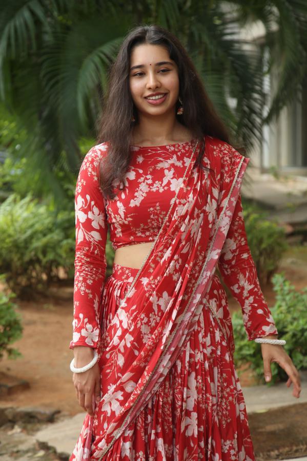 ananya-stills-2-7.jpg