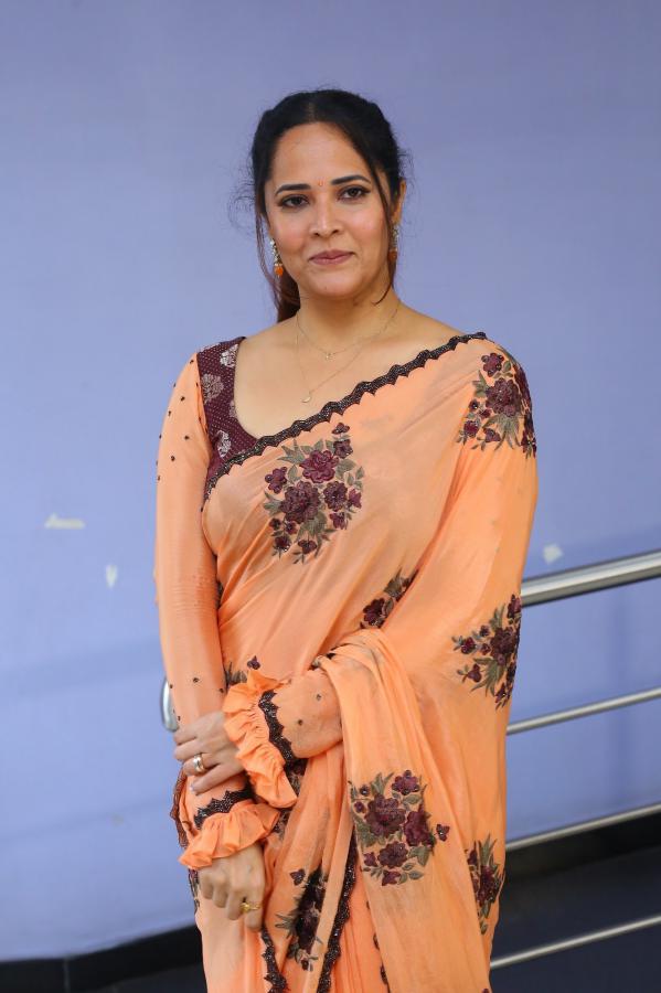anasuya-stills-5-5.jpg