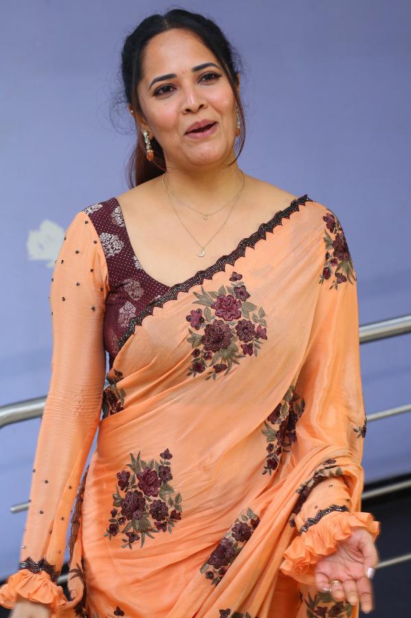 anasuya-stills-5-7.jpg