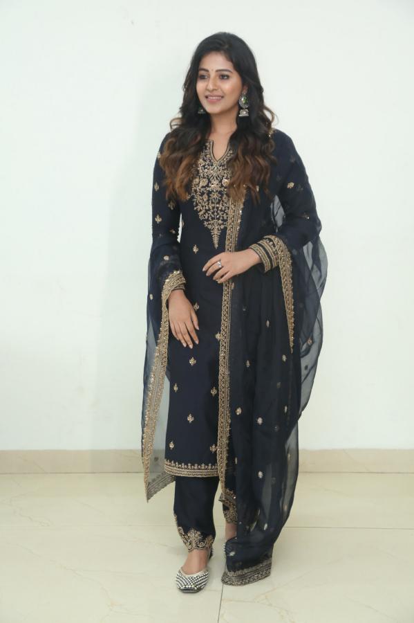 anjali-stills-7-15.jpg