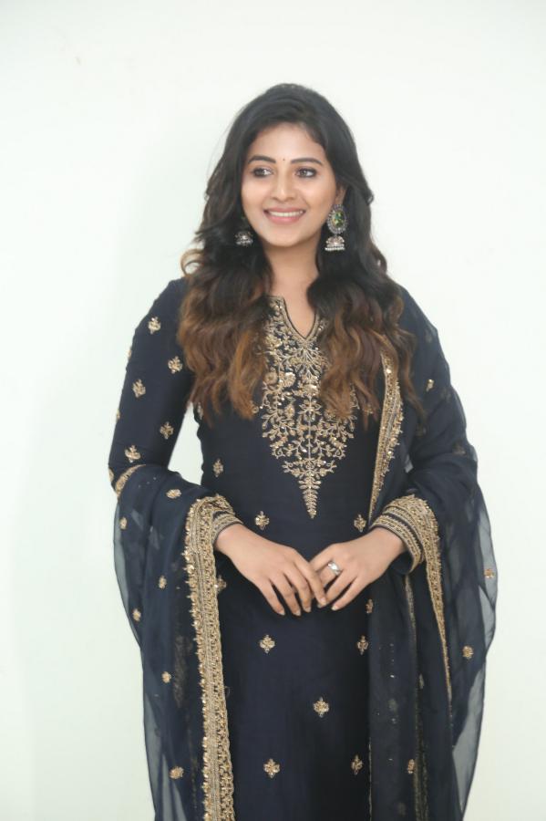 anjali-stills-7-4.jpg