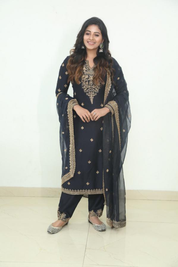 anjali-stills-7-5.jpg