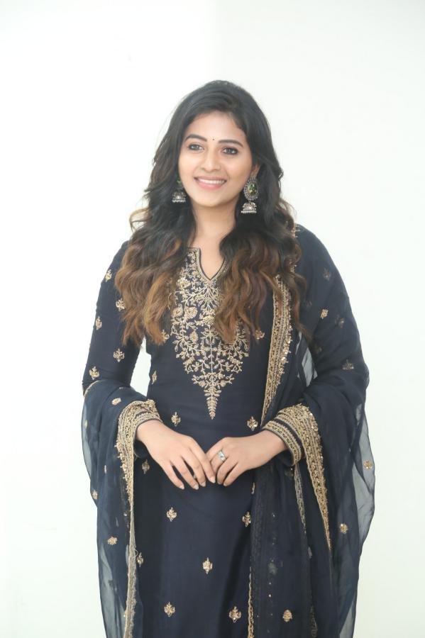 anjali-stills-7-7.jpg