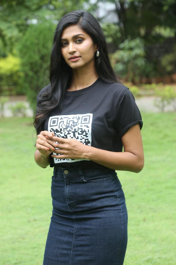 anusha-krishna-stills-10.jpg