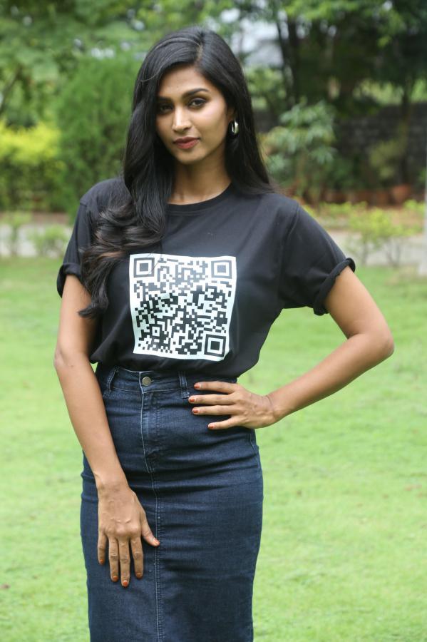 anusha-krishna-stills-14.jpg