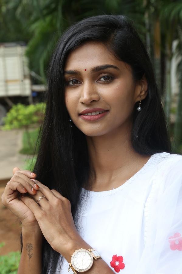 anusha-krishna-stills-2-15.jpg