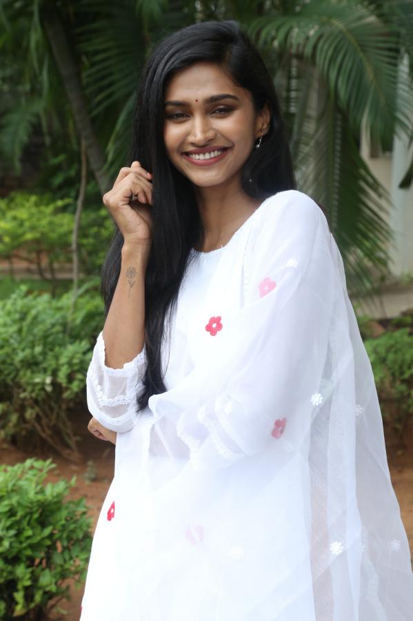 anusha-krishna-stills-2-7.jpg