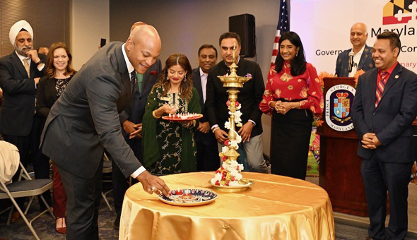 Aruna Miller: దీపావళి వేడుకల్లో అరుణ మిల్లర్‌