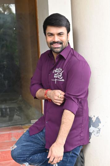 ashwin-babu-stills-3-14.jpg