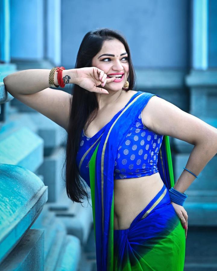 ashwini-sri-stills-4.jpg