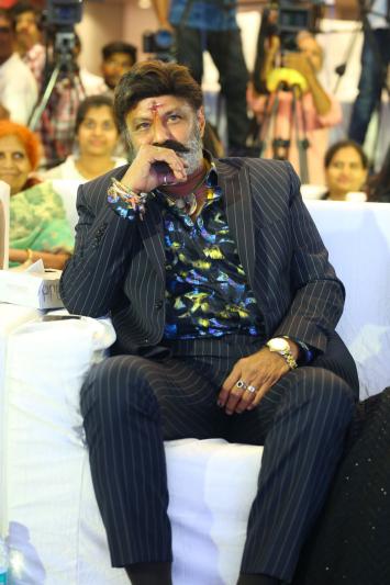 balakrishna-stills-7-6.jpg