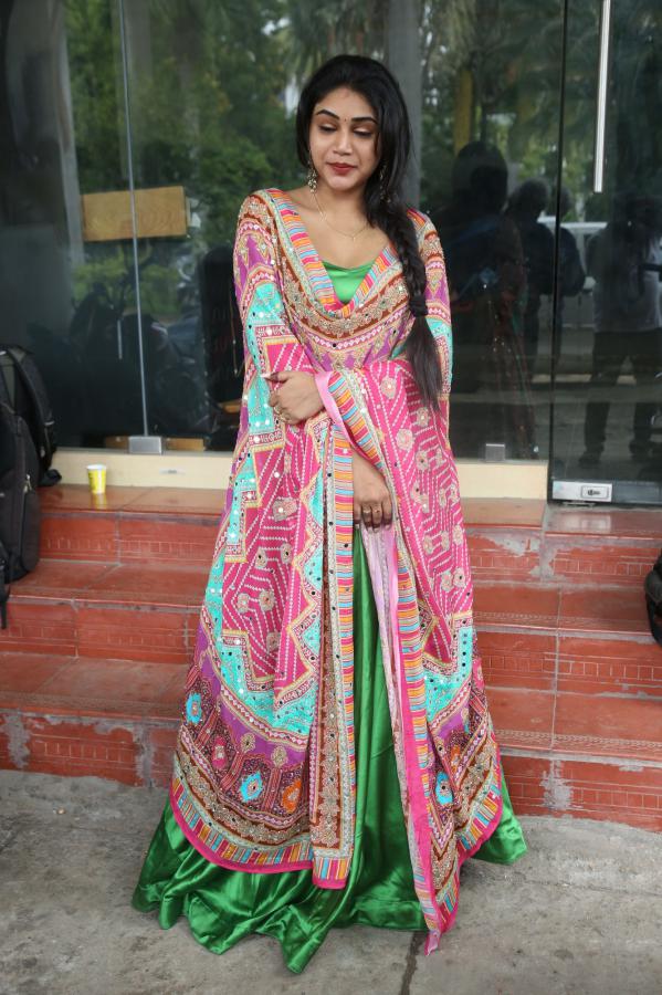 bramarambhika-stills-8.jpg