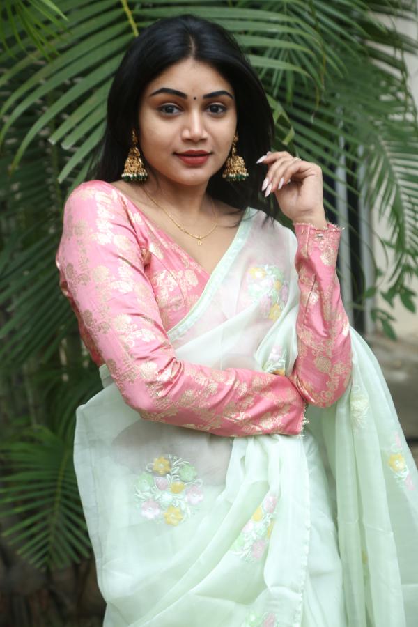 bramarambika-stills-11.jpg