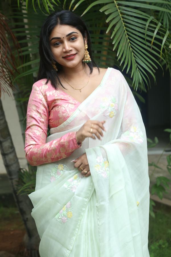 bramarambika-stills-4.jpg
