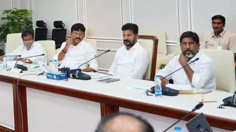 తెలంగాణ ఉద్యోగులు, పెన్షనర్లకు శుభవార్త