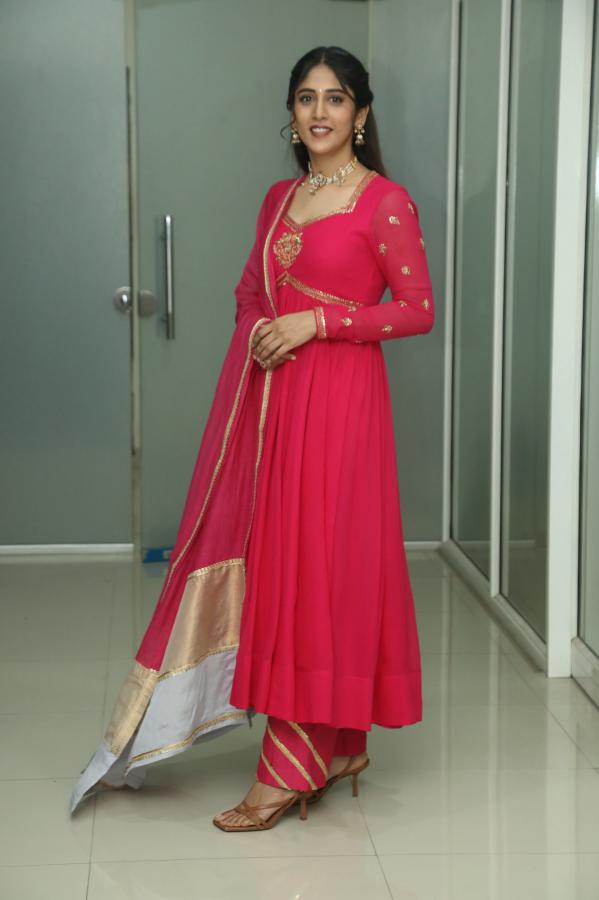 chandhini-chowdary-stills-2-6.jpg