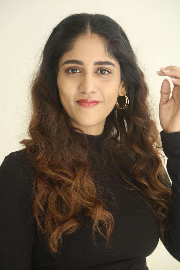 chandhini-chowdary-stills-3-12.jpg
