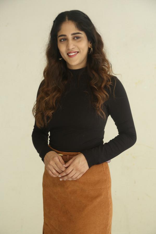 chandhini-chowdary-stills-3-2.jpg
