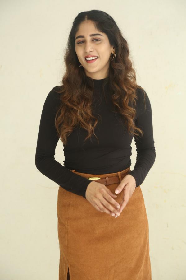 chandhini-chowdary-stills-3-6.jpg