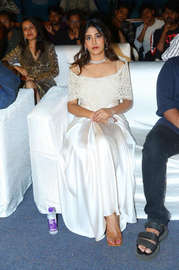 chandini-chowdary-stills-3-17.jpg