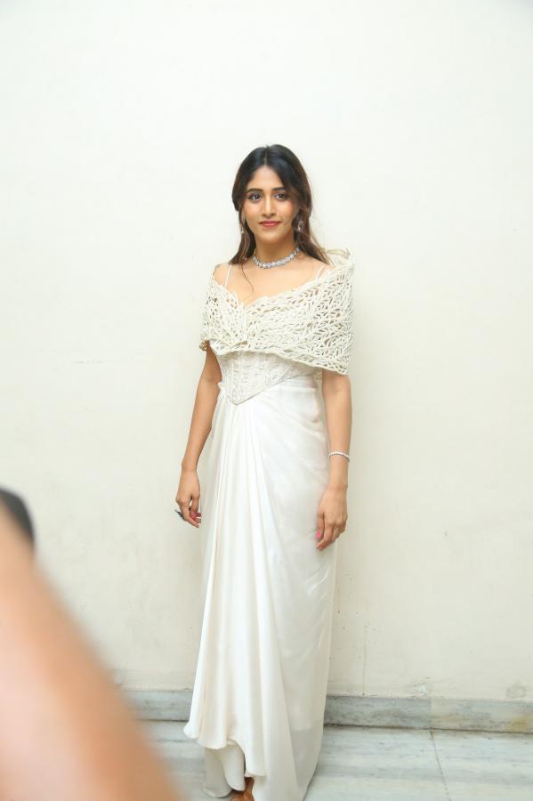 chandini-chowdary-stills-3-6.jpg
