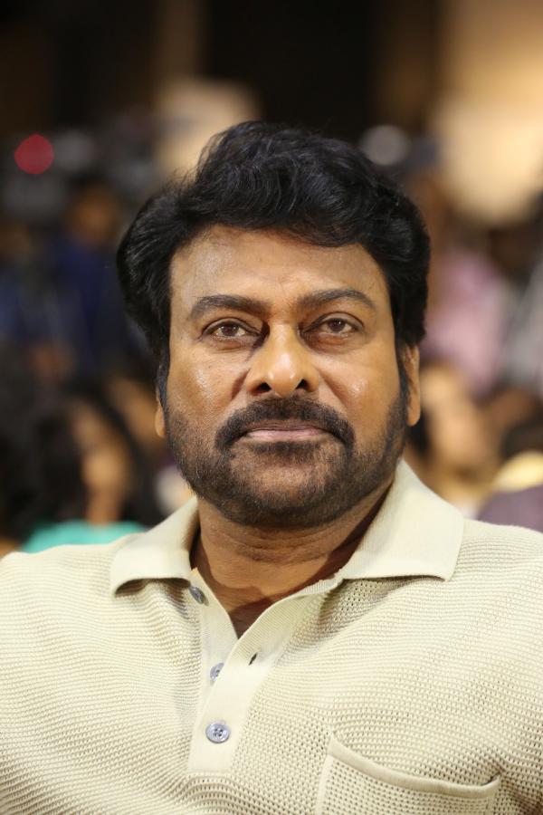 chiranjeevi-stills-9-3.jpg