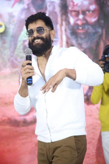 chiyan-vikram-stills-2-15.jpg