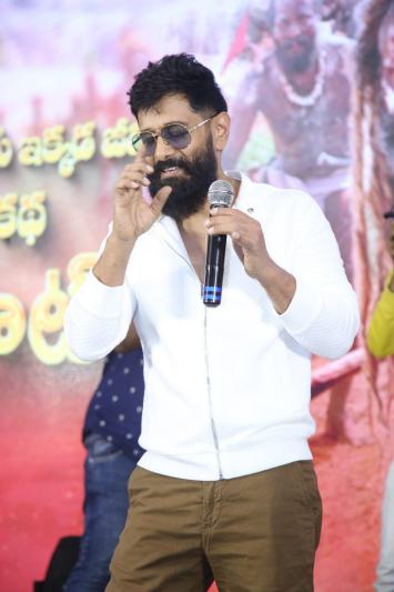 chiyan-vikram-stills-2-16.jpg