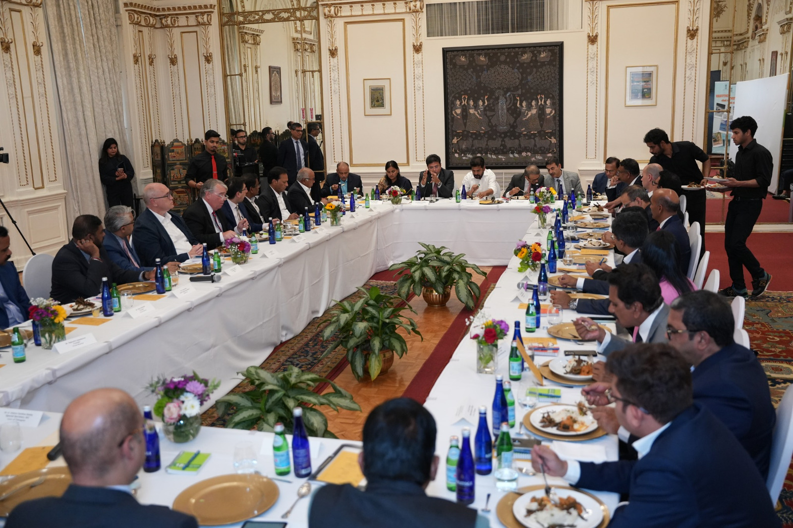 cm-revanth-meeting-with-american-industrialists-3.jpg