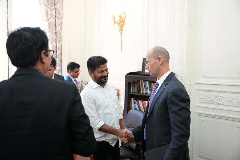 corning-inc-invests-in-telangana-3.jpg