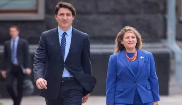 Chrystia Resign: కెనడా ప్రధాని ట్రూడో పని అయిపోయినట్లేనా..? రాజీనామాకు పెరుగుతున్న డిమాండ్లు.. Chrystia Resign: కెనడా ప్రధాని ట్రూడో పని అయిపోయినట్లేనా..? రాజీనామాకు పెరుగుతున్న డిమాండ్లు..