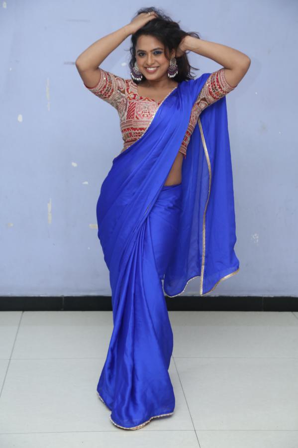 dharani-priya-stills-25.jpg