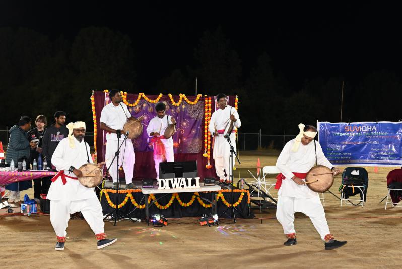 diwali-celebrations-at-the-city-of-folsom-12.jpg