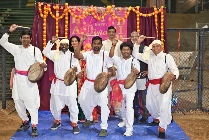 diwali-celebrations-at-the-city-of-folsom-13.jpg